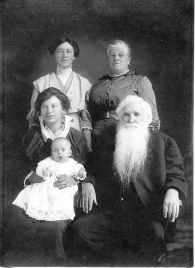 The McLaughlins, Granpa Deeds's maternal relatives. Gothenberg NE